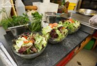 Käsespätzle Test Gasthaus Kreuz Bildstein - frische Salate