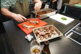 Geschmortes Steinschaf Gericht bei Bierverkostung