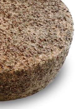 REHMOCTA™ » Der Bärige | Käse Spezialität aus Heumilch® | mit Bärwurz affiniert REHMOCTA™ » Der Bärige | Käse Spezialität aus Heumilch® | mit Bärwurz affiniert